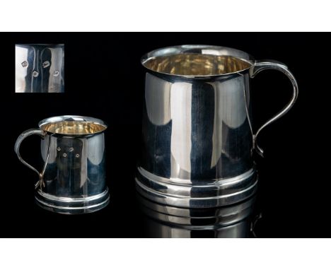 Elizabeth II Fine Quality Sterling Silver Small Tankard of Solid Construction, Hallmark Sheffield 1979 - Makers Mark P.P Silv