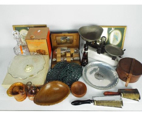 Lot to include a set of Avery kitchen scales, treen, glassware, metalware and similar.