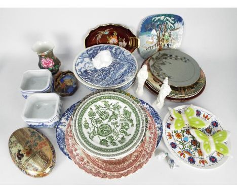 A quantity of mixed ceramics to include Carltonware Rouge Royale, Japanese, blue and white, Delft and similar, two boxes. [2]