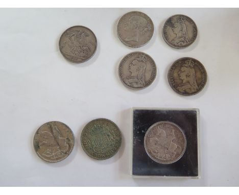 Eight Victorian and Edwardian Crown size coins, total weight of Victorian silver coins approx 4.3 troy oz 
