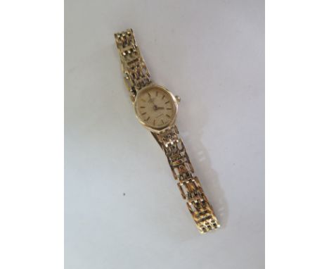 A 9ct gold ladies manual wind wristwatch, total weight approx 11 grams, not working 