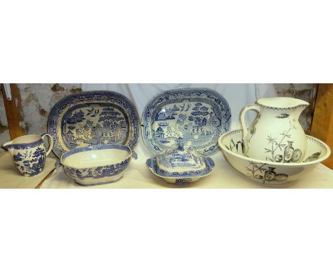 A Victorian Paragon Ewer and Basin, 19th Century Davenport Willow Pattern serving dish, three Willow Pattern meat plates etc.