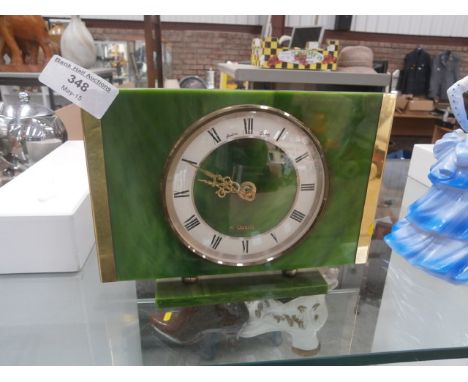 retro quartz mantle clock