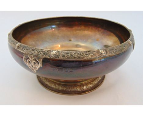 A hallmarked silver fruit bowl with Celtic border on raised circular base, London 1937, approx total weight 576g