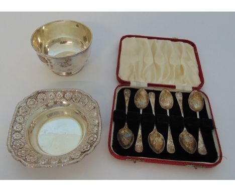 A quantity of hallmarked silver to include a sugar bowl, a cased set of six coffee spoons and a white metal bonbon dish