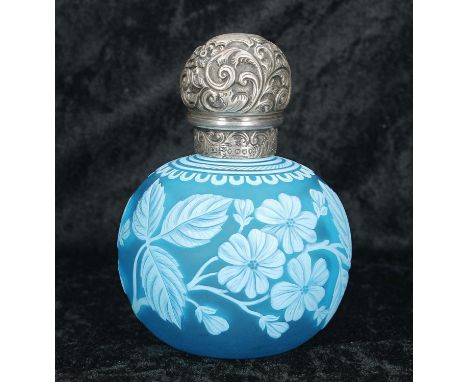 Victorian Thomas Webb silver mounted overlaid cameo glass globe scent bottle,&nbsp;decorated with flowers and foliage on a fr