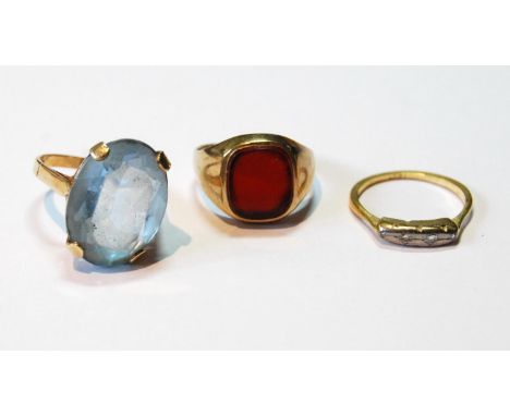 Carnelian signet ring in 9ct gold and two others, 10g gross.   (3)CONDITION REPORT: The signet ring is size Q and the carneli