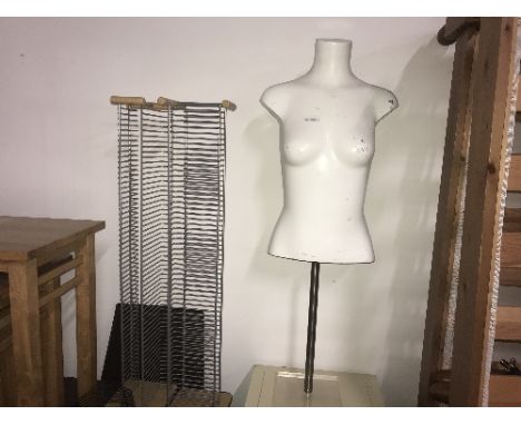 MANNEQUIN TORSO AND 3 CD RACK