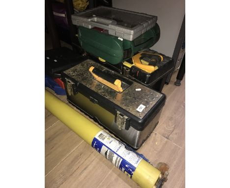 LARGE QUANTITY OF HAND TOOLS