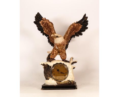 Large Resin Mantle clock in the form of Bald eagle, height 38cm 