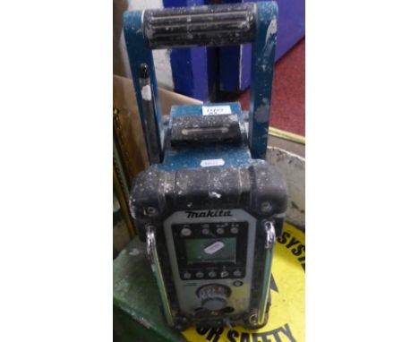 Maktita DMR102 cordless Radio (used) 