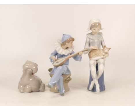 Nao figures Hippopotamus 1321, Pierrot Strumming and Harlequin with cat (3) 