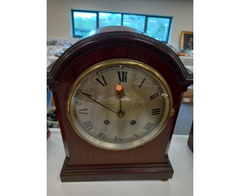 VICTORIAN MAHOGANY CASED CLOCK LARGE VICTORIAN MAHOGANY CASED 2 TRAIN BRACKET CLOCK SPRING DRIVEN APPROX 40CM TALL