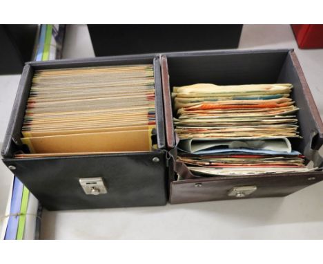 Vinyl - Rock & Pop - Two vintage record boxes to include 45's from The Rolling Stones, The Beatles, Buddy Holly, Gene Pitney 