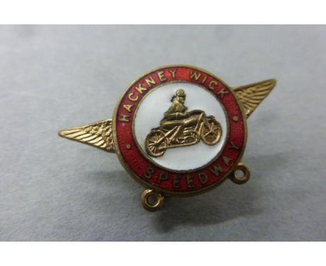 Speedway badge - Pre-war Hackney Wick enamel badge, button hole back, makers name Caxton, Kew, Surrey to reverse (gd) (1)