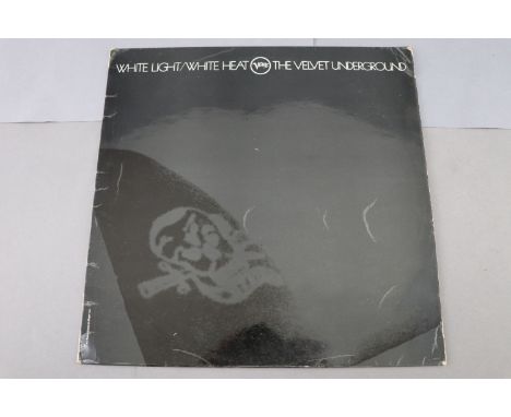 Vinyl - The Velvet Underground - White Light, White Heat (VERVE SVLP 9201).  A nice copy of this album with the skull image t