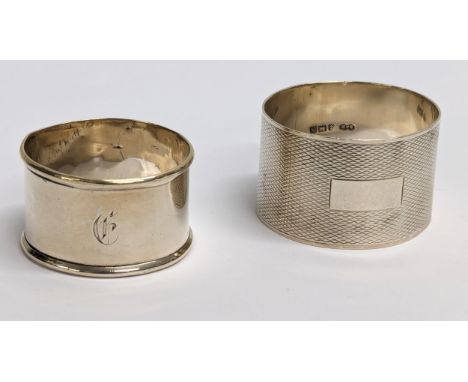 2 early 20th century silver napkin rings. Birmingham, 1910 &amp; 1937. 39.9g 