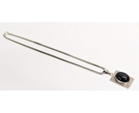 A silver necklace and pendant. Chain weighs 13.6g, pendant weighs 14.9g 