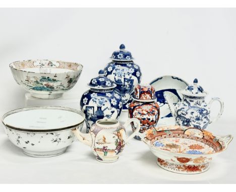 A collection of 18th and 19th Century Chinese and Japanese pottery. A Late 18th Century Chinese Qianlong Mandarin Famille Ros