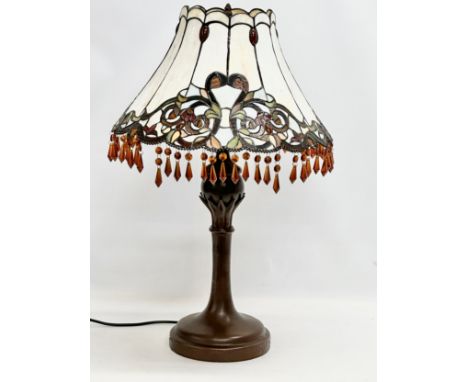 A large Tiffany style table lamp with amber glass droplets. 44x70cm 