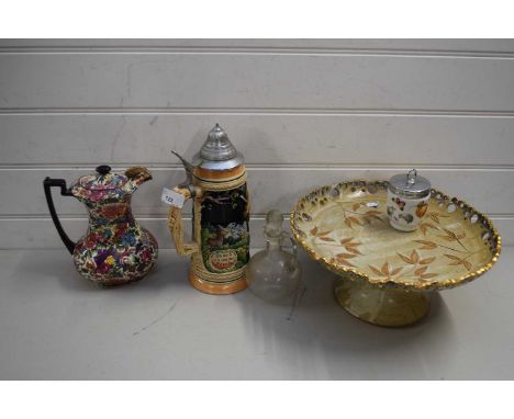 MIXED LOT COMPRISING A CROWN DUCAL CHINTZ PATTERN JUG, BEER STEIN, LARGE STONEWARE TAZZA, ROYAL WORCESTER EGG CODDLER ETC