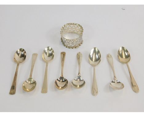 A set of four George V silver coffee spoons, Sheffield 1935, and four further coffee spoons, Sheffield 1954, together with an