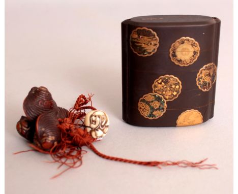 A GOOD QUALITY SIGNED JAPANESE MEIJI PERIOD FOUR-CASE LACQUER INRO, decorated in elaborate detail with gold lacquer, gold lea