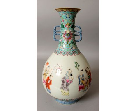 A GOOD QUALITY CHINESE FAMILLE ROSE PORCELAIN VASE, the sides of the pear-form body decorated with a continuous scene of boys