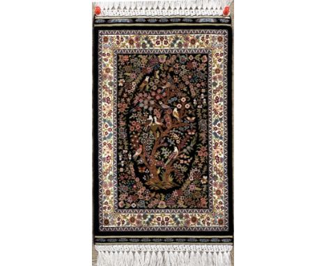 Sehr feiner Seiden Hereke (20 x 20), Signiert, Türkei, um 1960, reine Naturseide, ca. 33 x 20 cm, ca. 4 Mio Kn/qm, EHZ: 1(Seh