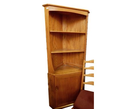 Light elm Ercol corner display cabinet with three open shelves above cupboard door, 179cm high&nbsp;