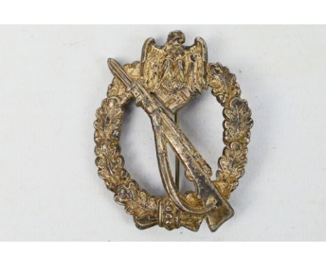 A World War Two (WW2 / WWII) German Infantry Assault Badge, maker's mark JFS for Josef Felix & Sohne. [W]