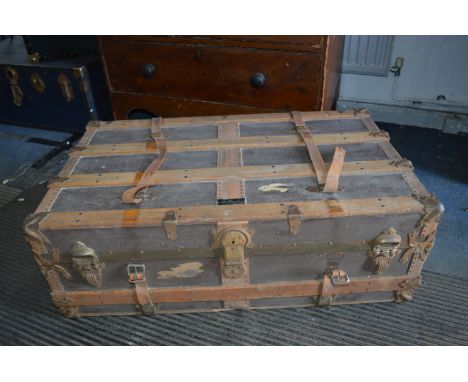 American Steamer Trunk 