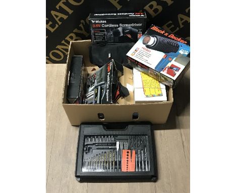 BOX OF ELECTRICAL TOOLS (BLACK & DECKER HEAT GUN & OTHERS)