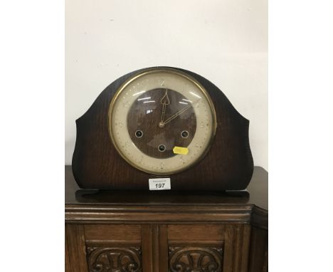 MANTEL CLOCK