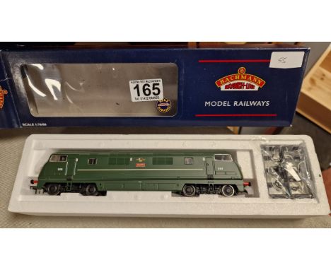 Bachmann D818 32-059 Class 42 Warship Diesel BR Green Railway Train OO Gauge Model