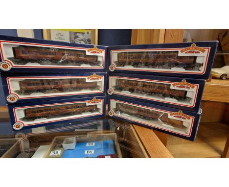 Bachmann 34-251 &amp; 34-252 57' Corridoor Carriage Set of Six