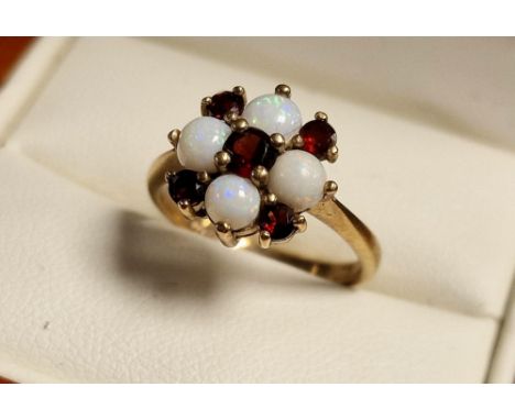 9ct Gold, Opal &amp; Garnet Dress Ring, size K &amp; 2.3g