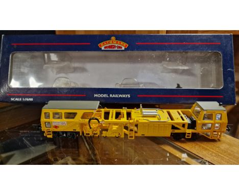 Bachmann Train Machinery Plasser Tamper Machine - 36-165