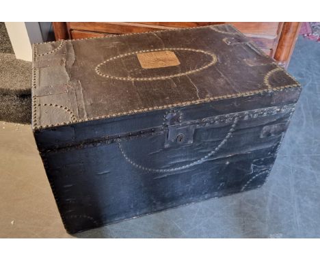 A Langley of London Vintage Trunk - 69x43x43cm