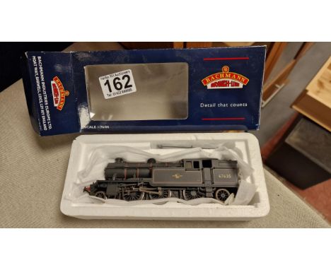 Bachmann 31-611 V1 Tank Loco BR Lined 67635 Train Railway Model OO Gauge
