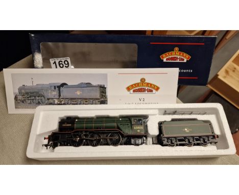 Bachmann 60800 Green Arrow 31-559 Loco Train Railway OO Gauge Model