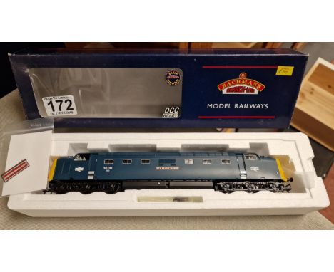 Bachmann Class 55 B32-528 Black Watch 55013 Diesel Train Railway OO Gauge Model