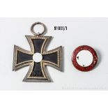 Konv. EK 2 1939 und frühes Parteiabzeichen der NSDAP, rückseitig "GES.GESCH.", guter ...