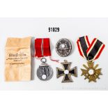 Konv. EK 2 1939 mit ergänztem Bandring, Ostmedaille mit Verleihungstüte, KVK 2. Klasse ...
