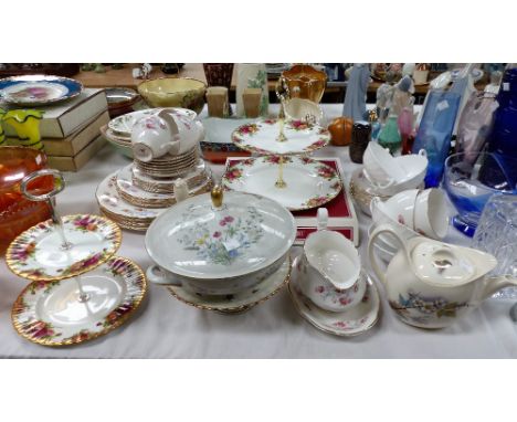 A Gainsborough part dinner and tea service; 2 Royal Albert "Old Country Roses" comports; modern dinner and teaware