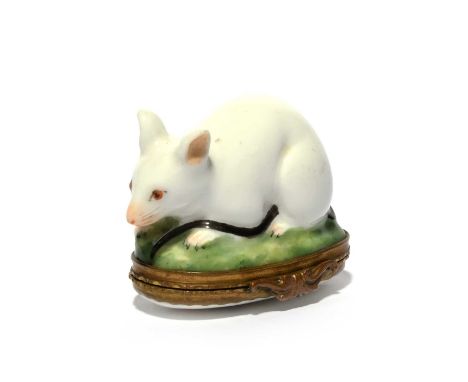 A Continental porcelain snuff box or bonbonnière, 19th century, probably Samson after Meissen, modelled as a white mouse with