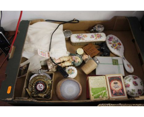 Mixed lot, to include porcelain dressing table wares, sliced cut and polished geode, brass Royal Automobile Club Associate ba