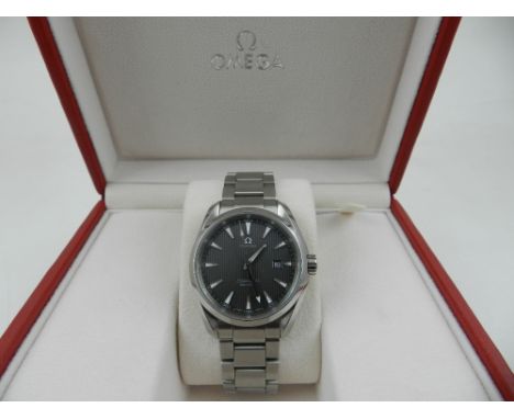 A gentleman's Omega Seamaster stainless steel wristwatch, the dial marked baton numerals with date aperture at three, stainle