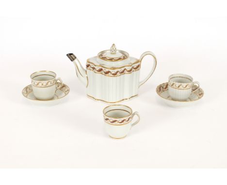 A Newhall part tea service, pattern 142, circa 1800, comprising teapot and lid, three coffee cups and two saucers