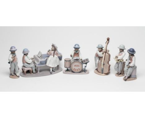 A SET OF SIX LLADRO PORCELAIN JAZZ BAND FIGURES, modern, comprising grand piano player with singer, drummer, double bass, tru